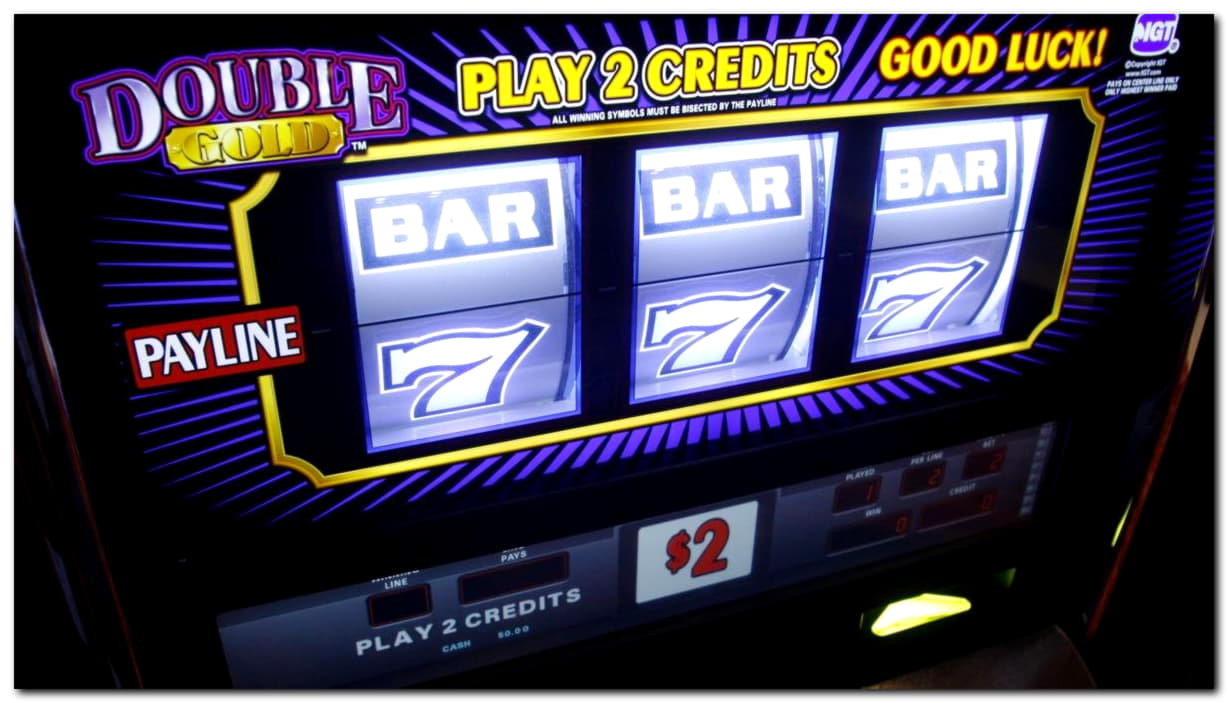 EUR 355 Mobile freeroll slot tournament at Vegas Hero Casino
