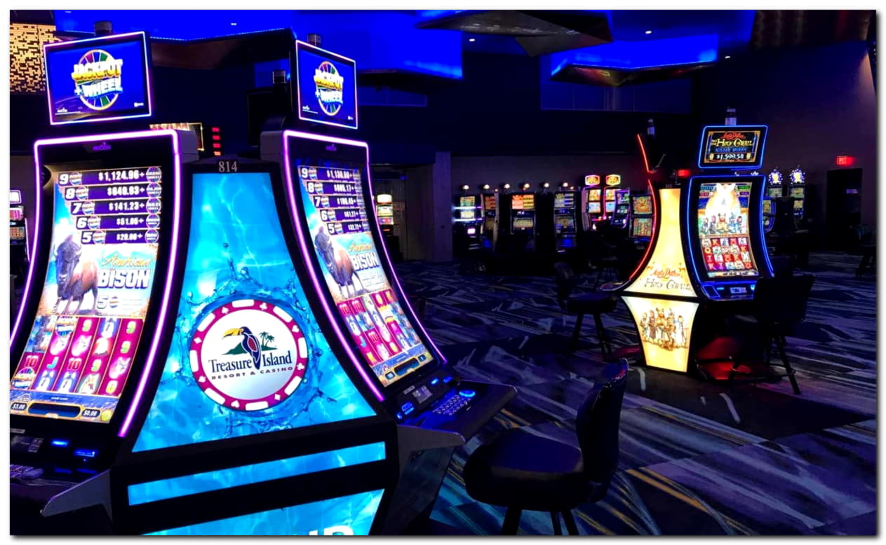 935% First Deposit Bonus at Casino Shadowbet