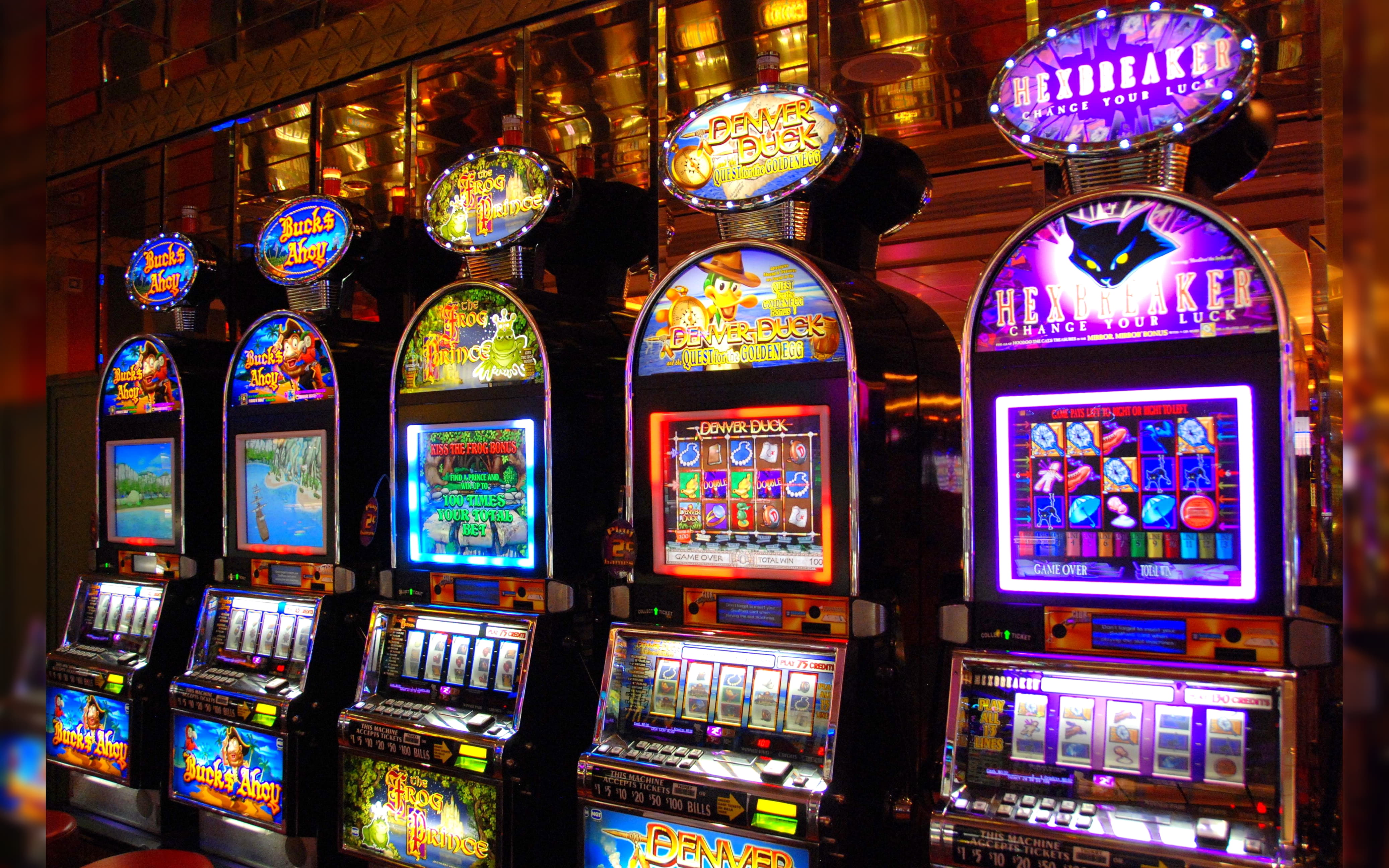 EUR 235 FREE CHIP at Vegas Hero Casino