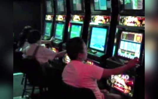 215 free casino spins at Vera and Jhon Casino