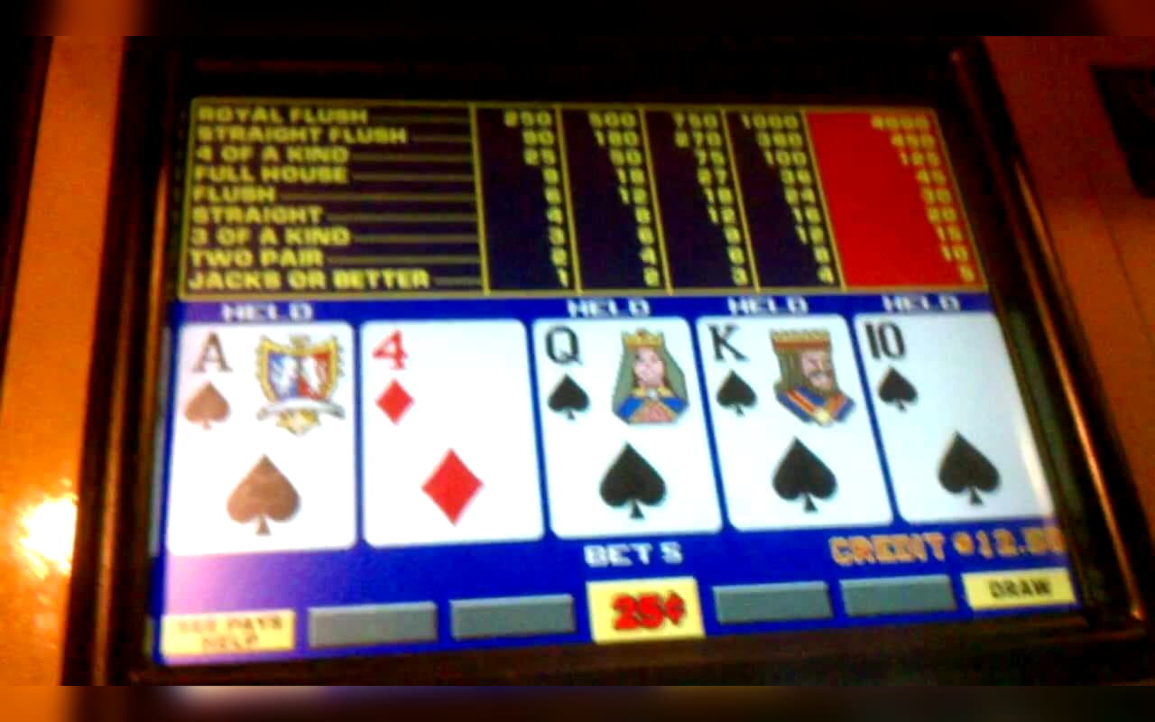 €545 Daily freeroll slot tournament at LV Bet Casino