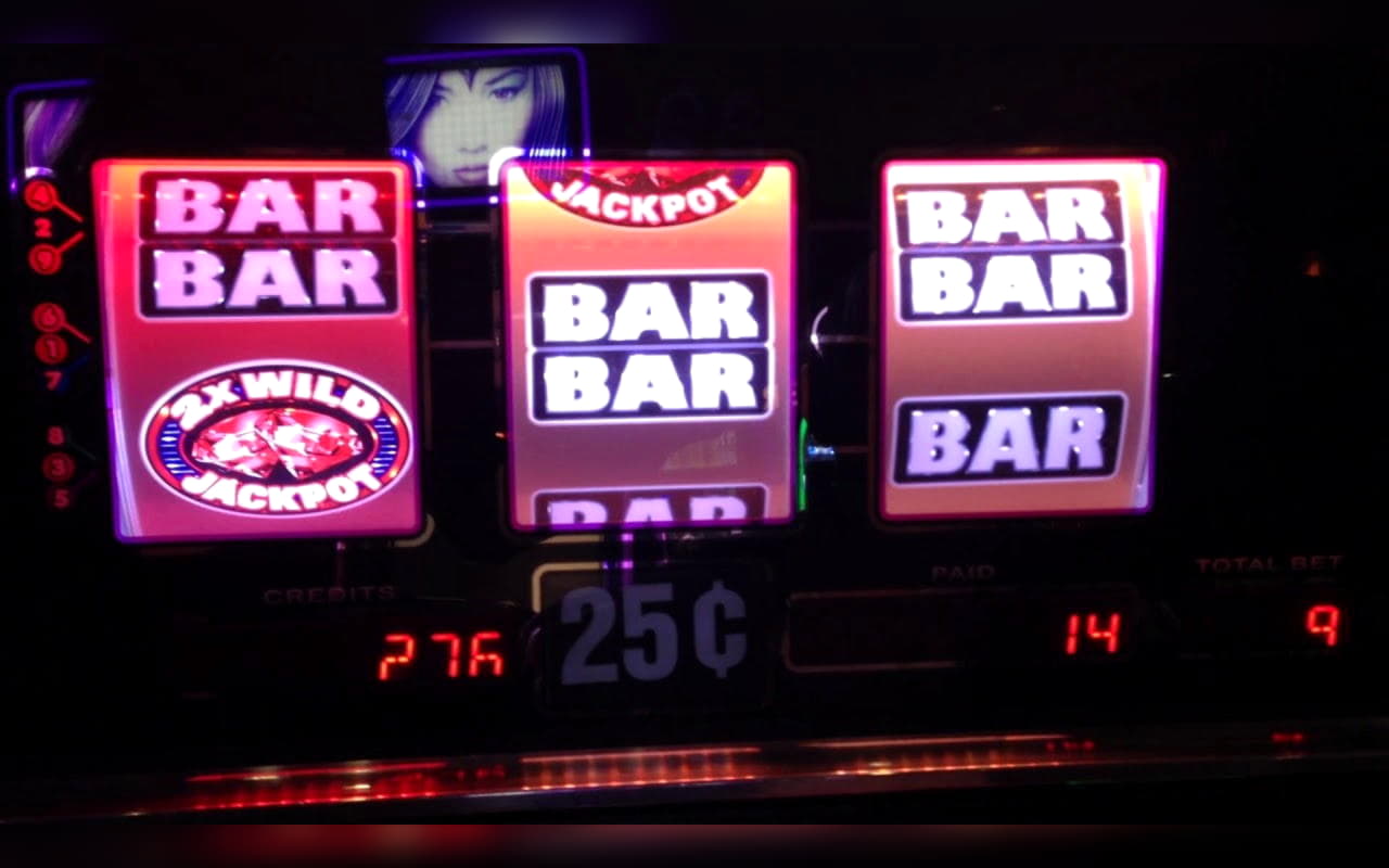 22 Free Spins at Jet Bull Casino