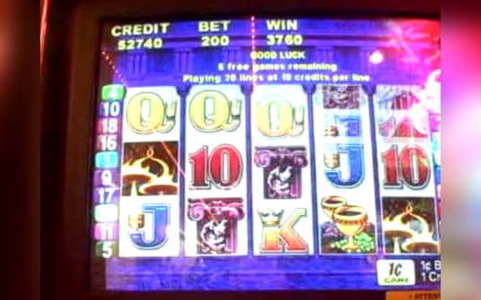 £890 Daily freeroll slot tournament at Vera and Jhon Casino