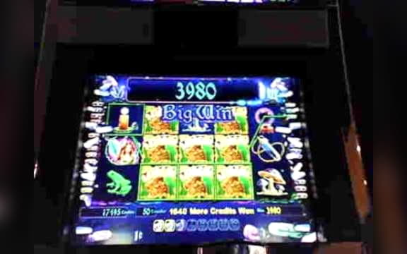 EUR 4525 no deposit casino bonus at Video Slots Casino