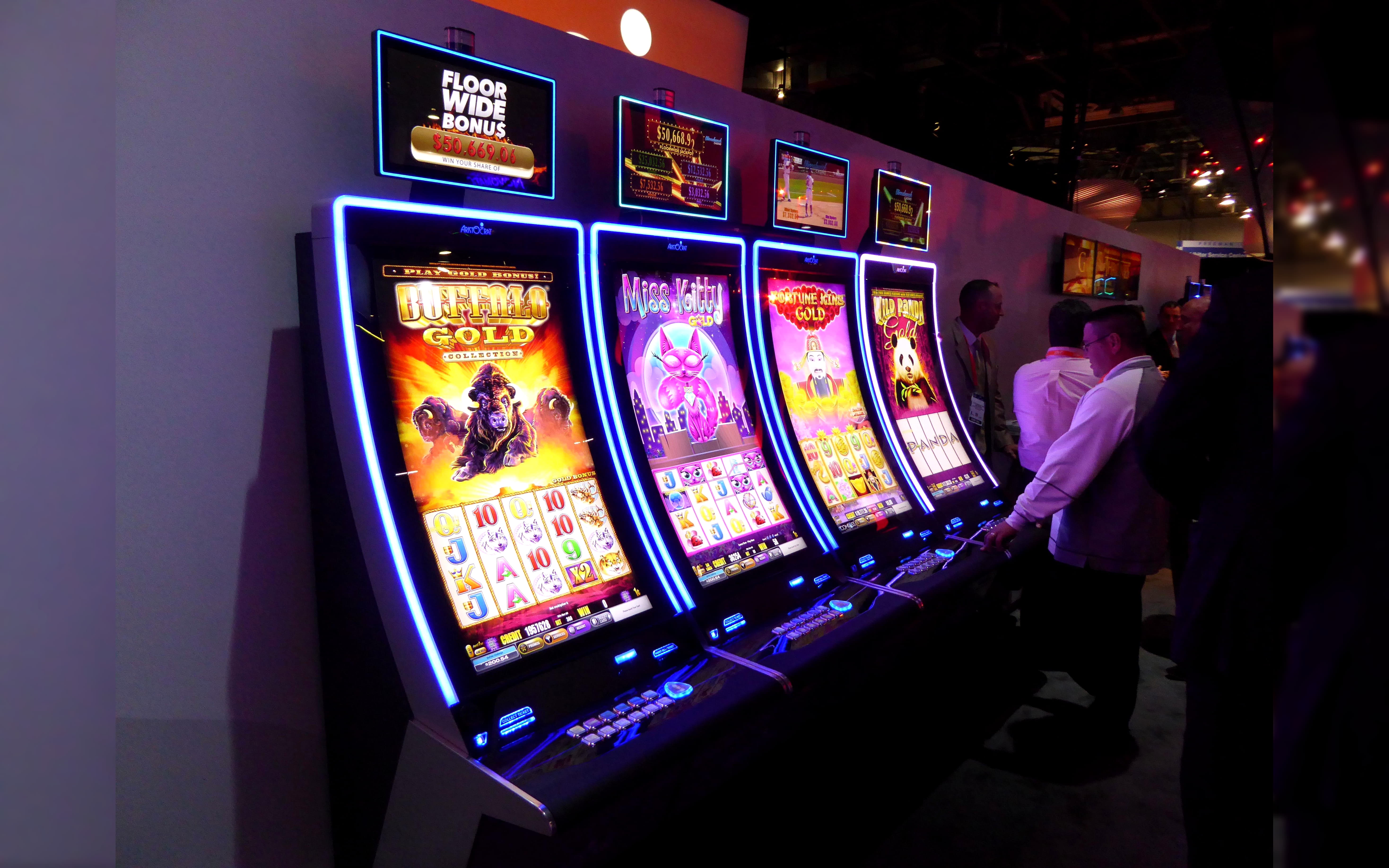 250 free spins casino at High Roller Casino