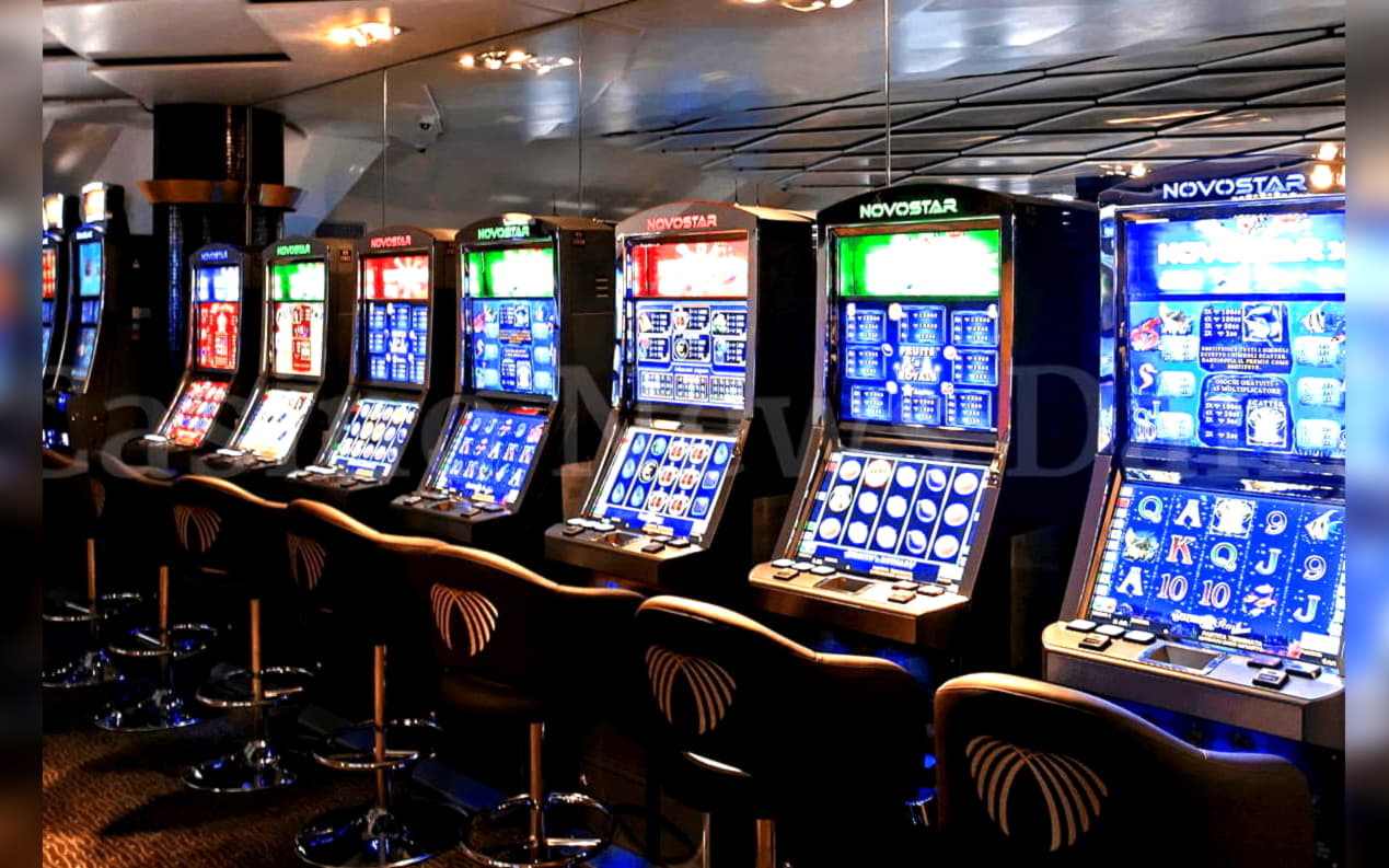 295 free casino spins at Casino com