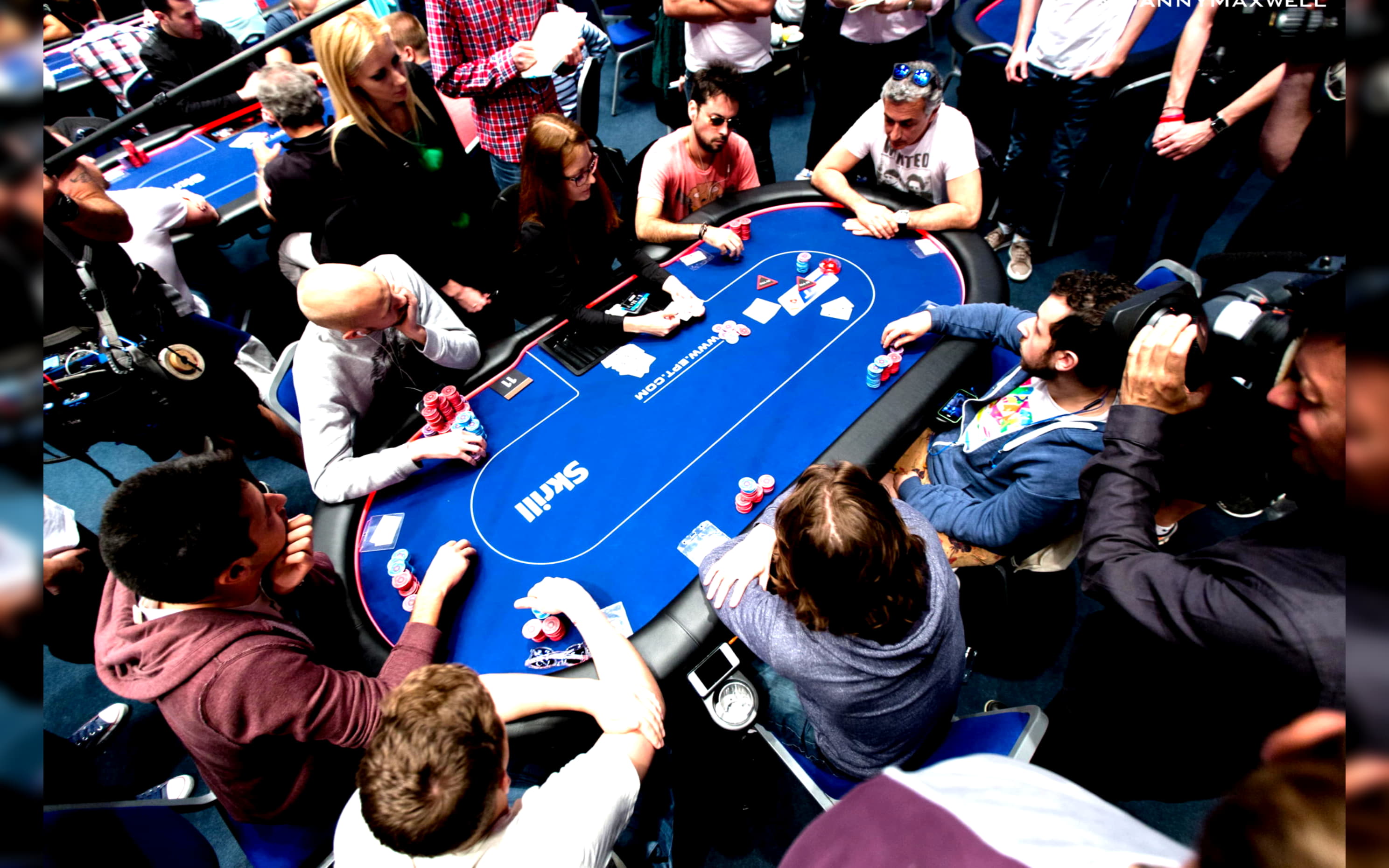 200 free spins no deposit at William Hill Casino