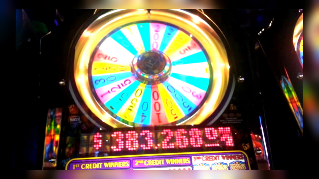 290 Loyalty Free Spins! at Jet Bull Casino