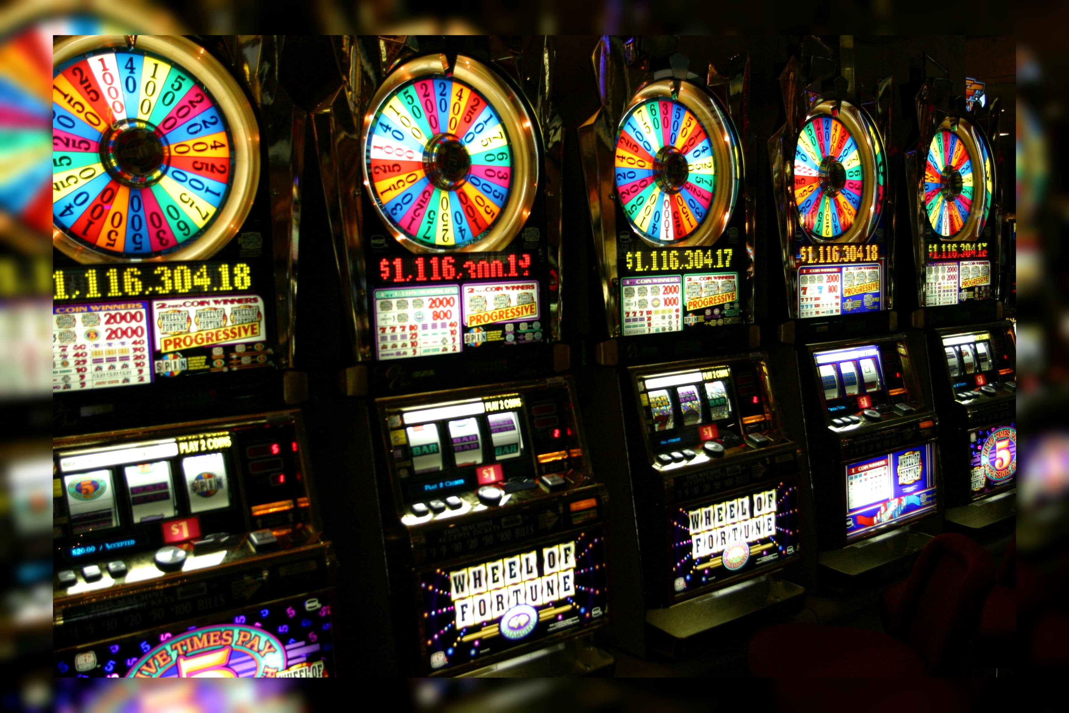 $285 casino chip at Vera and Jhon Casino