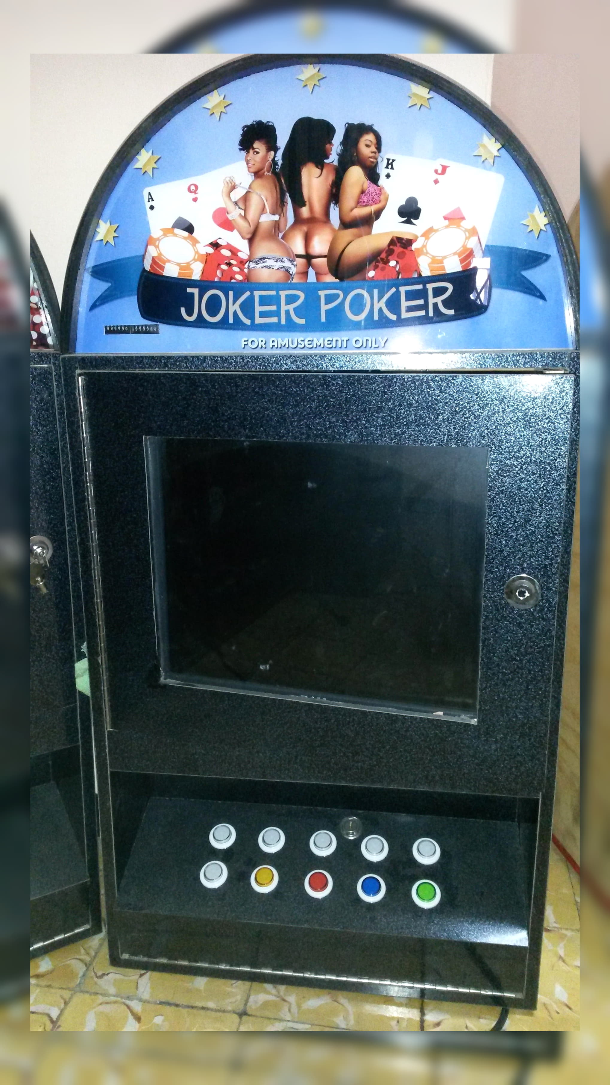 EURO 585 Mobile freeroll slot tournament at Vegas Hero Casino