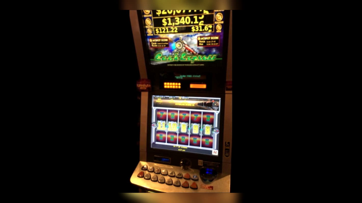 EURO 895 No Deposit at Party Casino