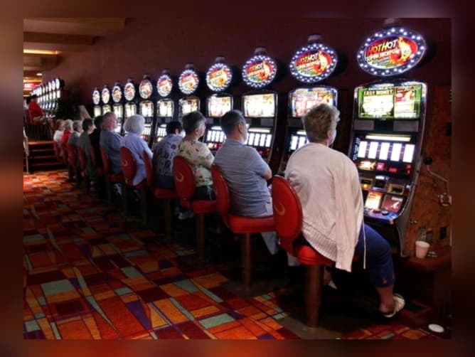 €99 Daily freeroll slot tournament at Slots Million Casino