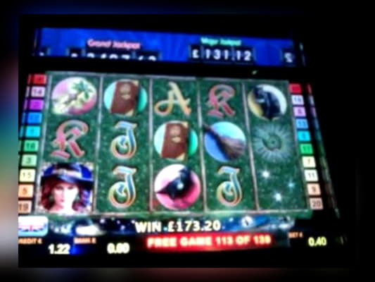 £405 Free Chip at Vegas Hero Casino