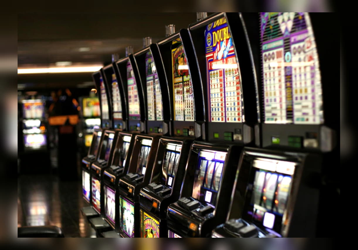 EUR 444 Mobile freeroll slot tournament at 7 Sultans Casino