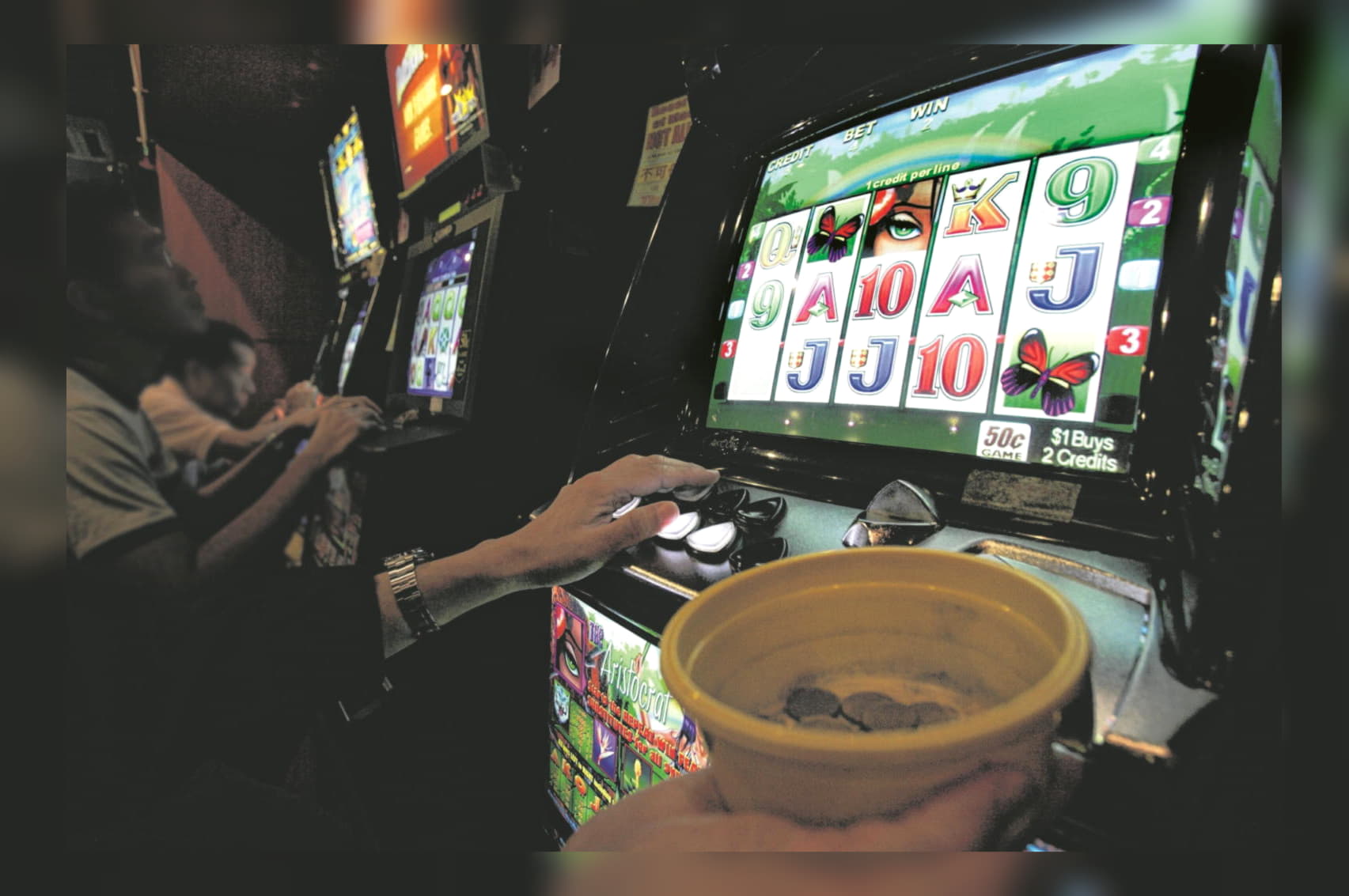 EURO 290 Mobile freeroll slot tournament at Slots Million Casino