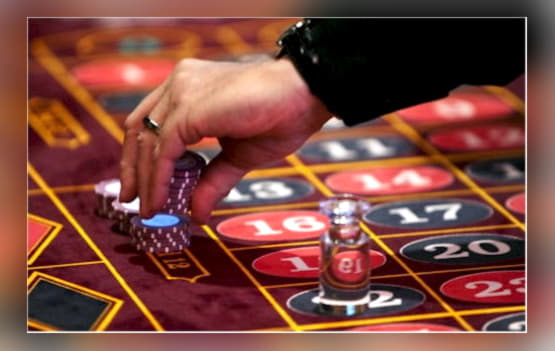 245 free casino spins at Dunder Casino