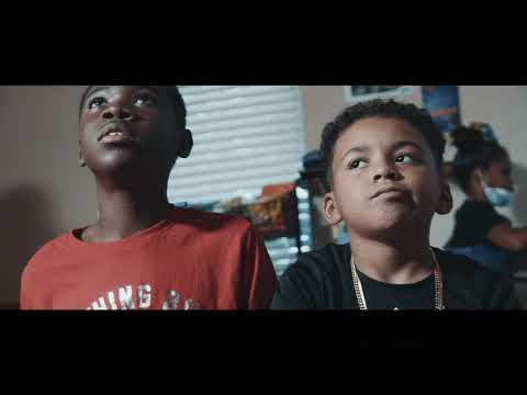 RockStarRello – Gambling Ft. MoneyMakinMint (Music Video) RockStarRello – Gambling Ft. MoneyMakinMint (Music Video)